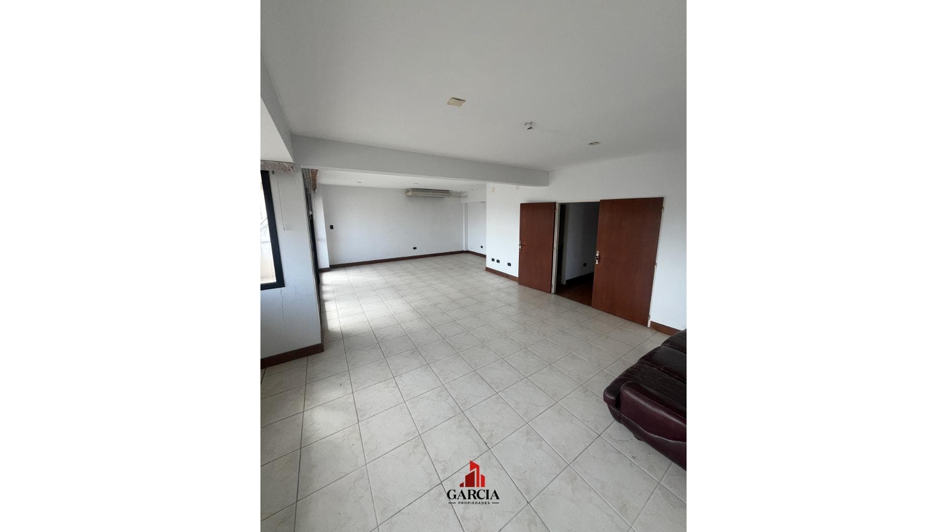 VENDE DEPARTAMENTO PISO COMPLETO - foto 2